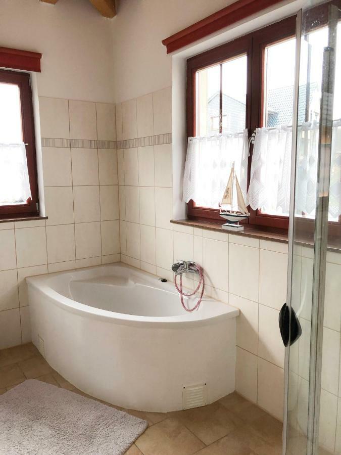 Haus Am Meer Kröslin Exteriör bild